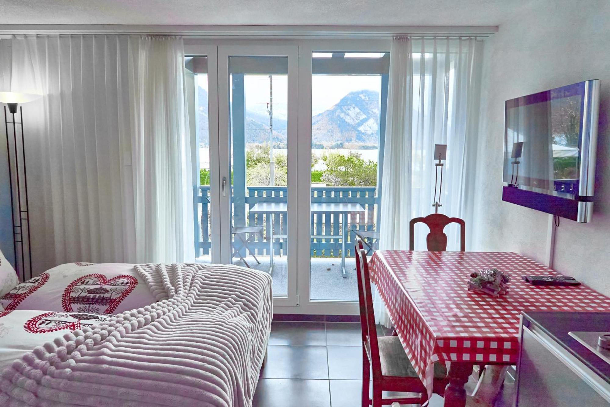 Lake Apartment By Interlaken Därligen Eksteriør billede